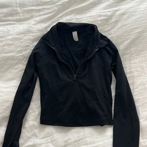 Black long sleeve workout shirt